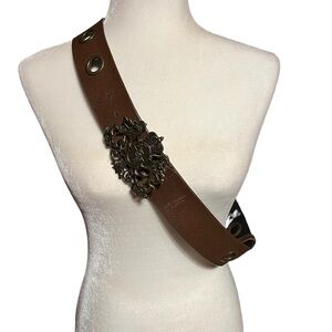 Rare Ladies Levi’s Strauss Belt w Coat Of Arms Buckle XL